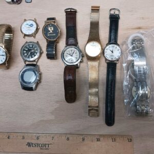 Vintage Wristwatche Lot Timex Dufonte Berrus Men's Jewelry Wristwatch Lot