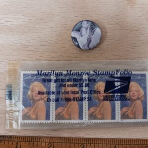 1 Vintage Marilyn Monroe Stamps Button Badge Memorabilia Badge Lot