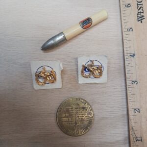 Vintage Gulf Pen Pencil Gulf Pins Oldsmobile 88 Coin Oil And Gas...