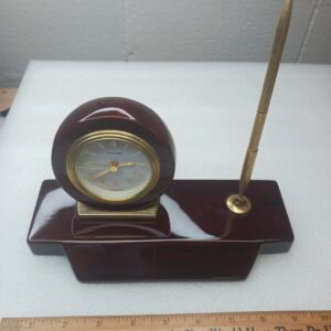 Mahogany Wood Desk Clock with Pen – Germany Quartz Movement | Homedesign