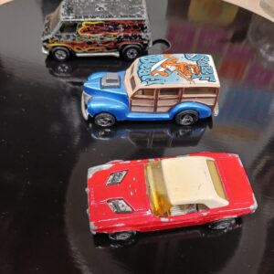 Vintage Hotwheels Matchbox Lesney 1975 Dodge Challenger 1974 Black Van 1979 Surf