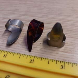 1 Vintage Nickel Metal Finger Banjo And Guitar Picks Lot Old Antique Guitar Picks