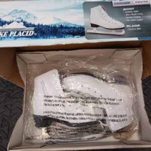 1 Lake Placid Cascade Youth Ice Skates Size 12J LP204G New In Box Adjustable Skates