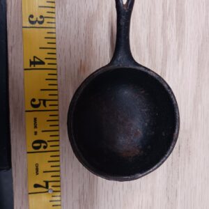 Vintage Salesman Sample Cast Iron Skillet Old Antique Miniature Cast Iron.